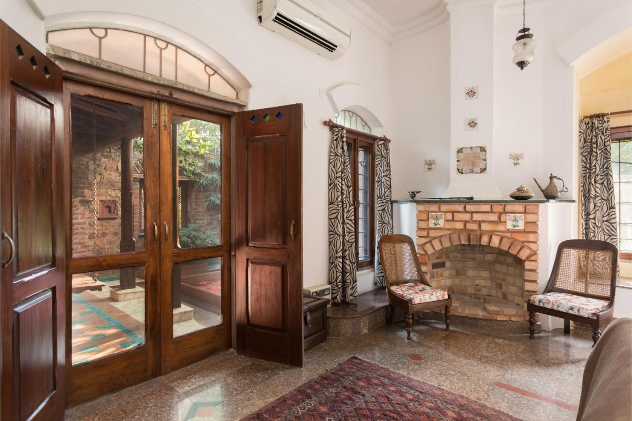 Hostie Chinar Haveli - Heritage Home With Pool, Gurgaon Exteriör bild