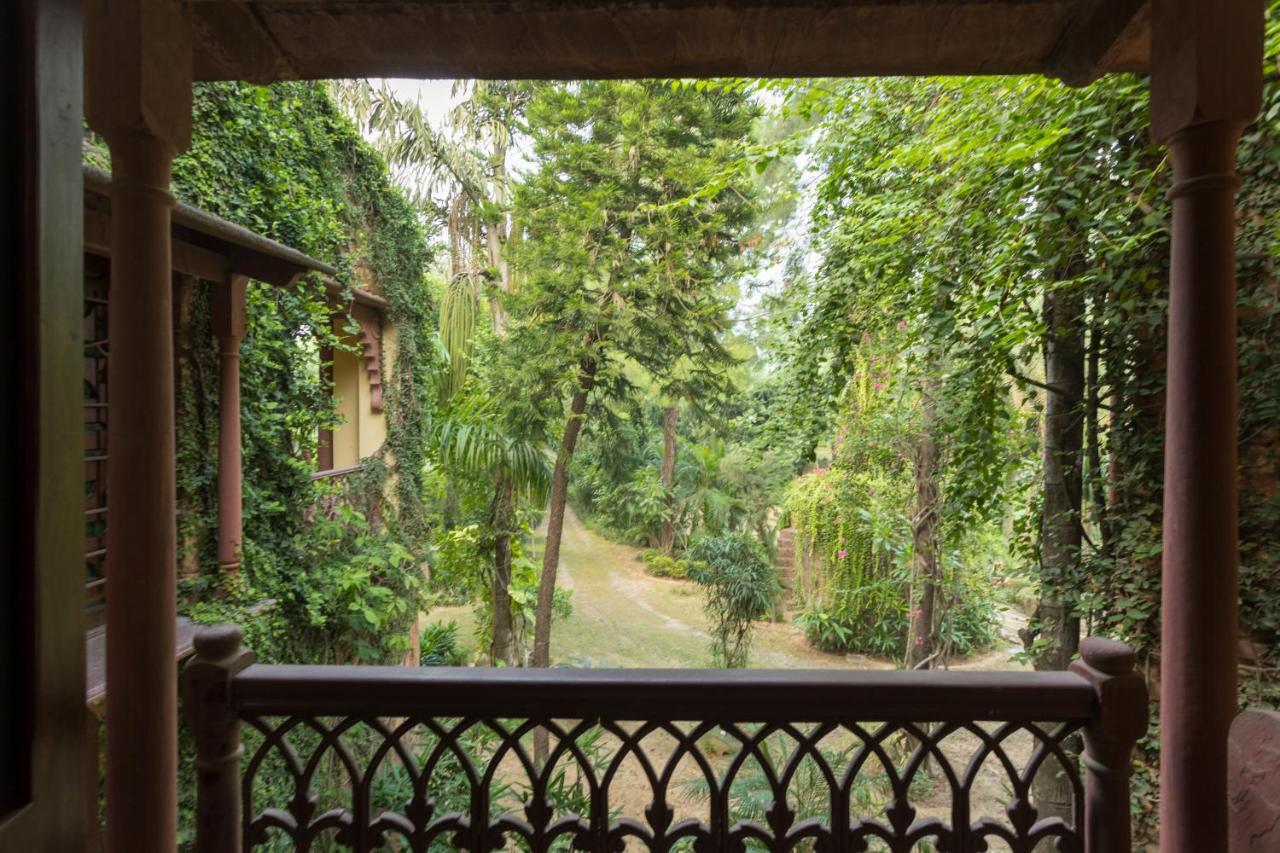 Hostie Chinar Haveli - Heritage Home With Pool, Gurgaon Exteriör bild