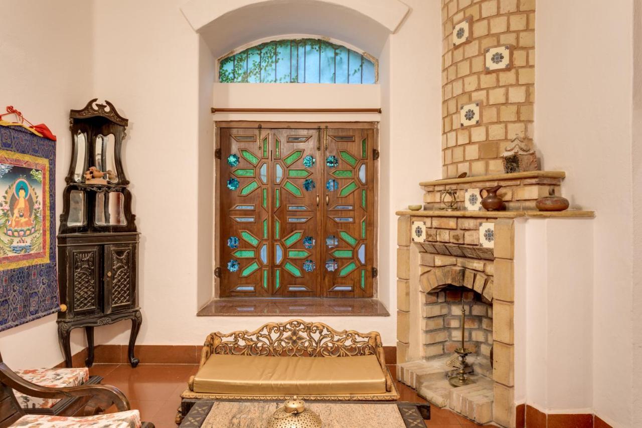 Hostie Chinar Haveli - Heritage Home With Pool, Gurgaon Exteriör bild