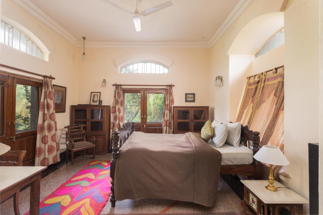 Hostie Chinar Haveli - Heritage Home With Pool, Gurgaon Exteriör bild