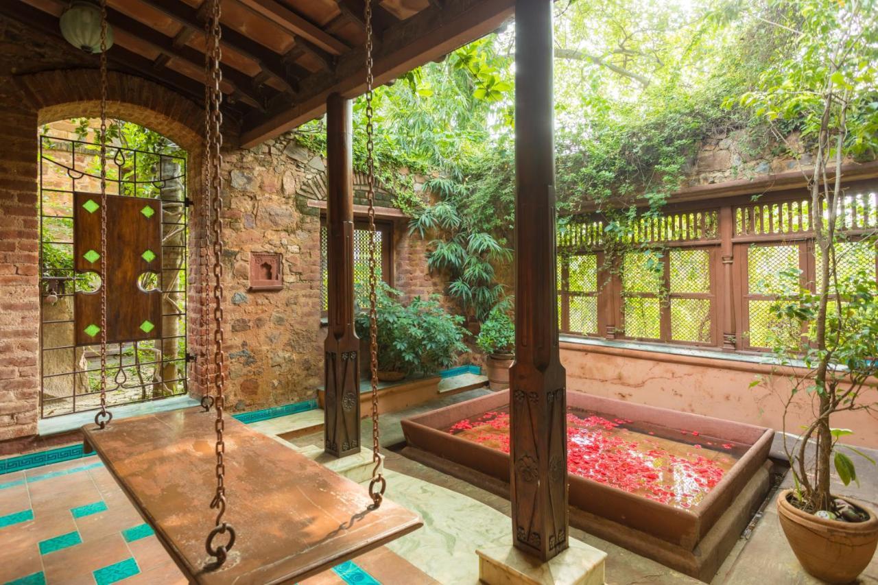 Hostie Chinar Haveli - Heritage Home With Pool, Gurgaon Exteriör bild