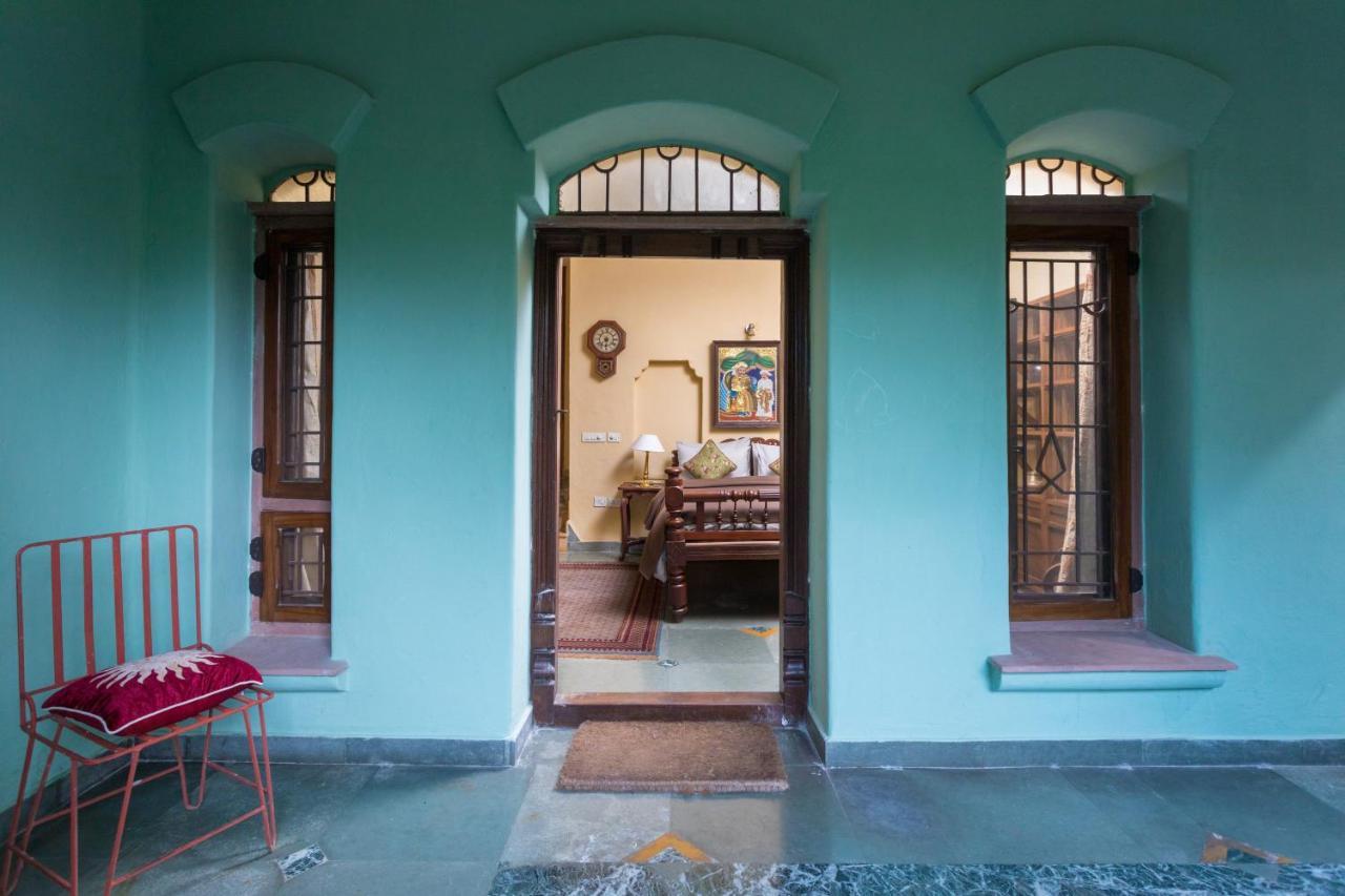 Hostie Chinar Haveli - Heritage Home With Pool, Gurgaon Exteriör bild