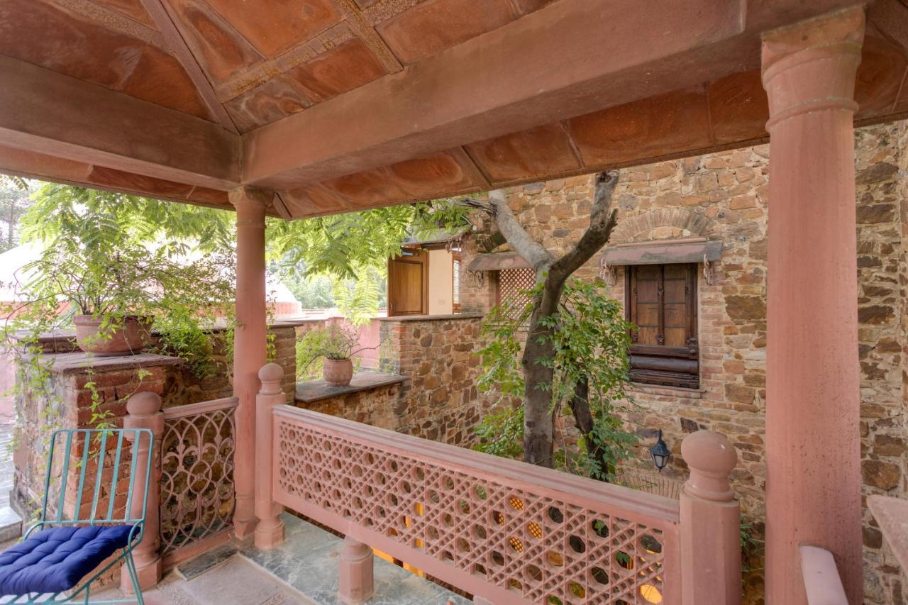 Hostie Chinar Haveli - Heritage Home With Pool, Gurgaon Exteriör bild