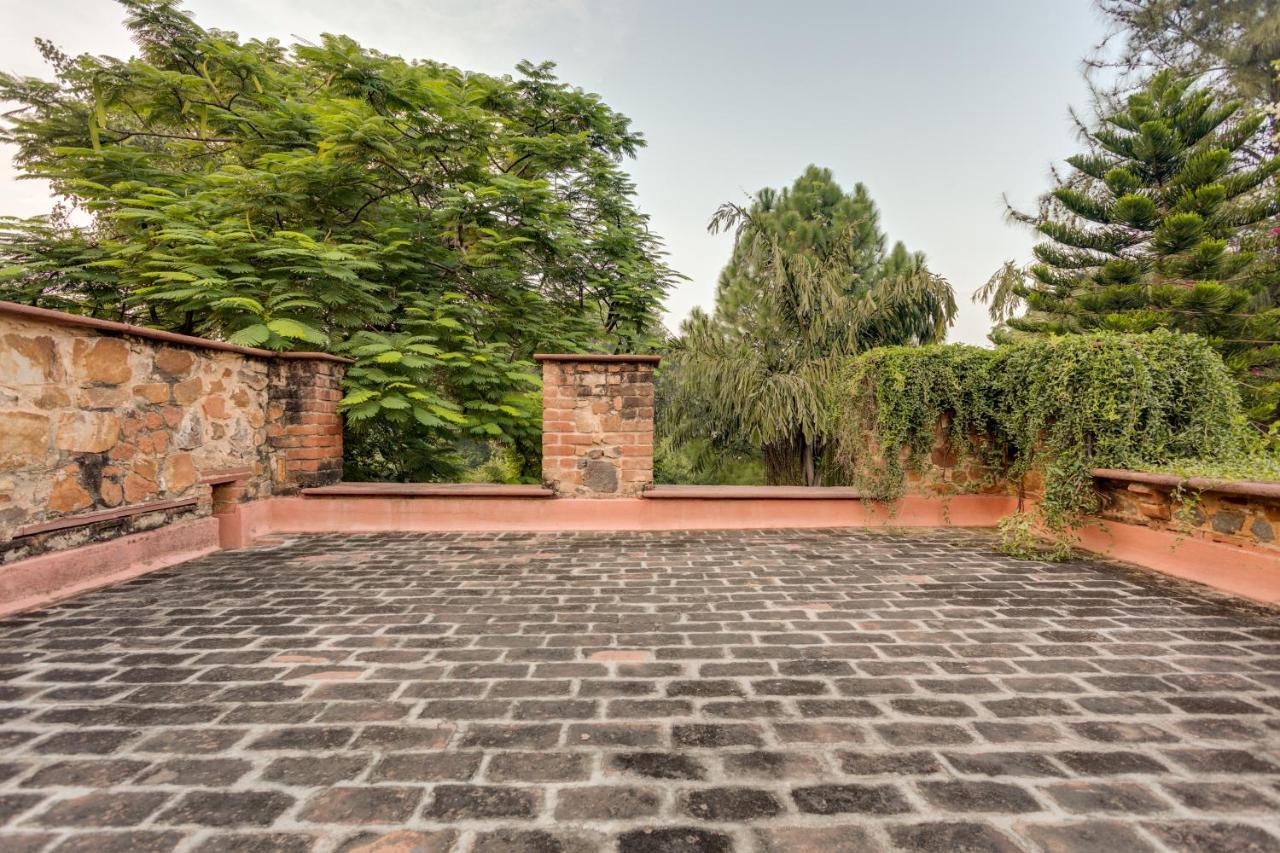 Hostie Chinar Haveli - Heritage Home With Pool, Gurgaon Exteriör bild