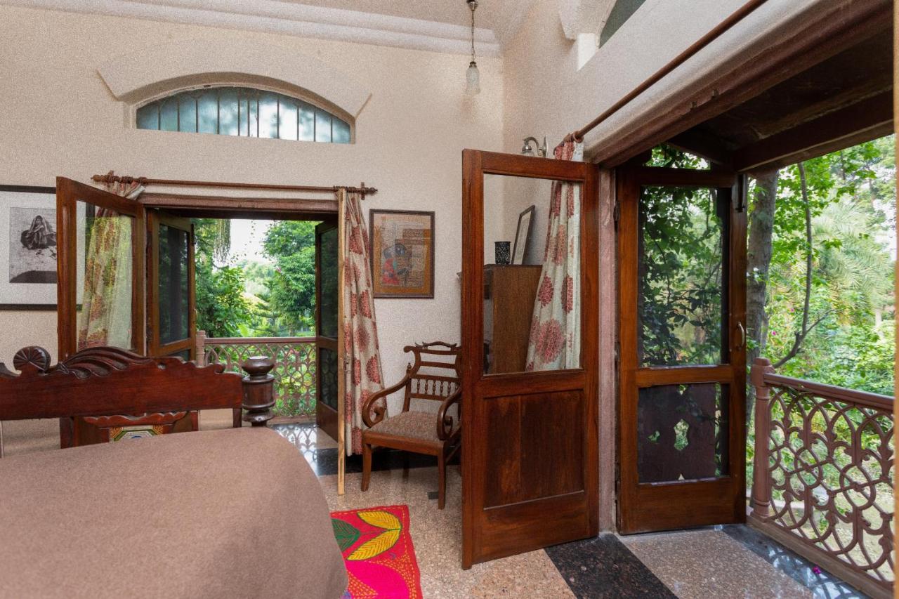 Hostie Chinar Haveli - Heritage Home With Pool, Gurgaon Exteriör bild
